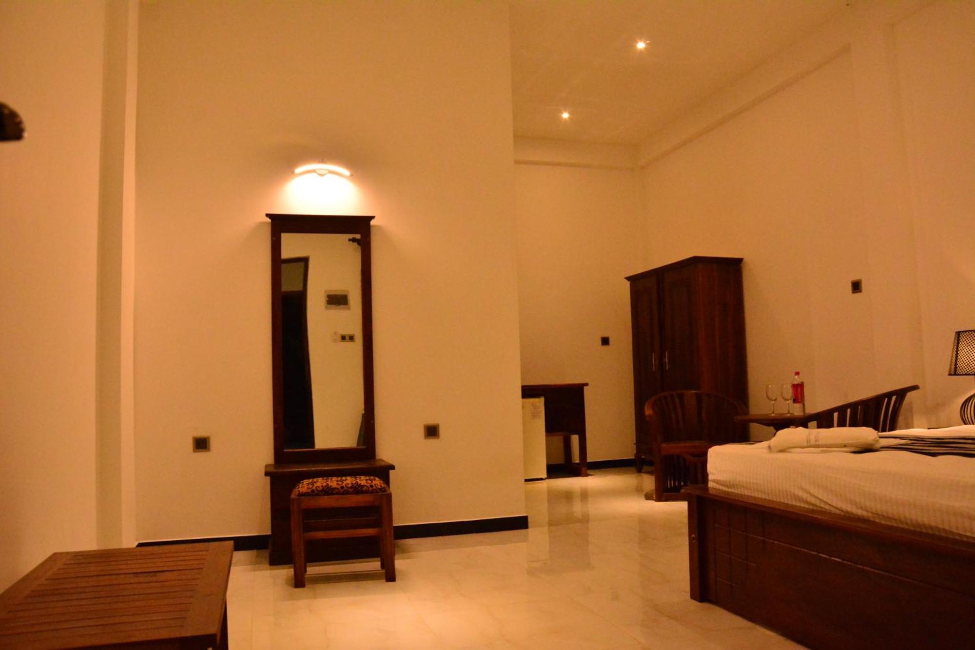 Skyresort Tangalle Luaran gambar
